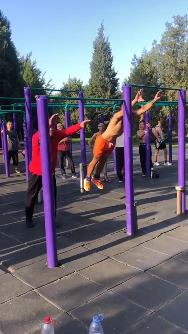 Grandpa showing incredible strength and fitness skills that put young people to shame