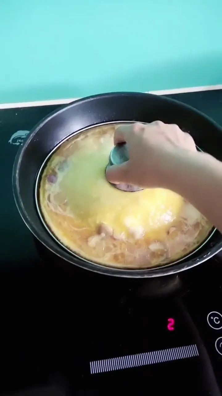 Cooking disaster in the kitchen with a hilarious fail that resulted in an unexpected mess