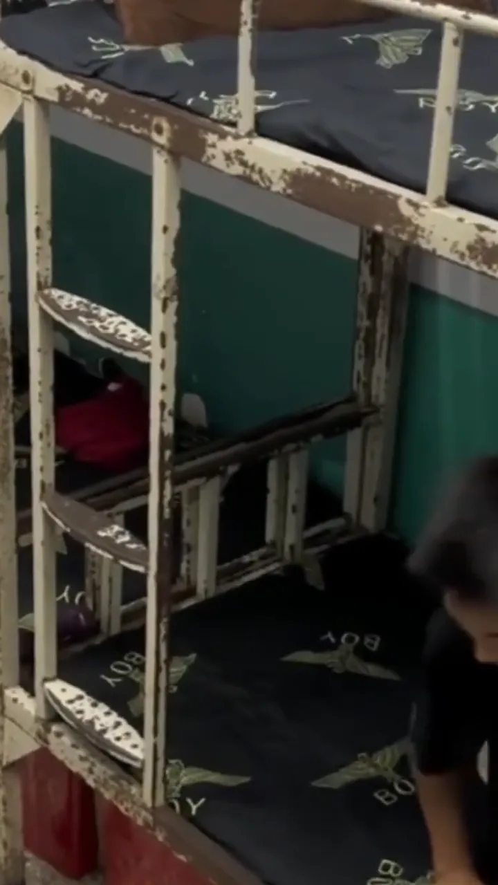 Hilarious dorm life moment caught on camera with the funniest unexpected outcome